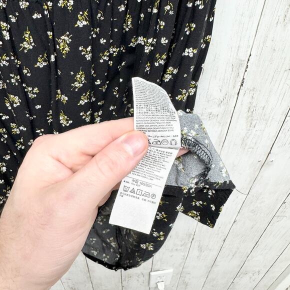Old Navy Dress Women Size Medium Black Dainty Floral Short Sleeve T-Shirt Mini - Picture 3 of 7